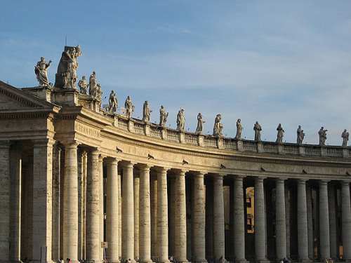 Собор святого Петра. Фрагмент коллонады. Бернини. 1650-1660-е годы